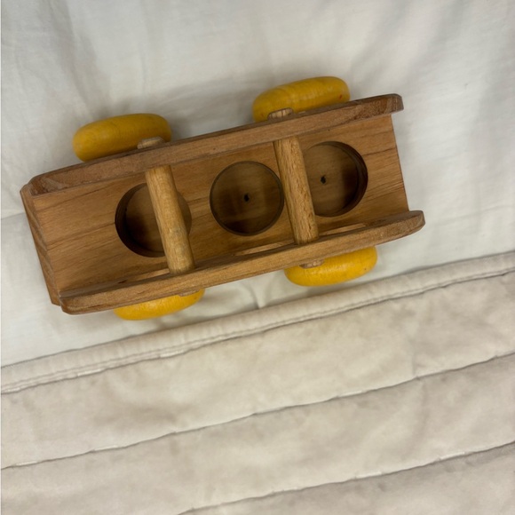 Grimms Van - Picture 3 of 4